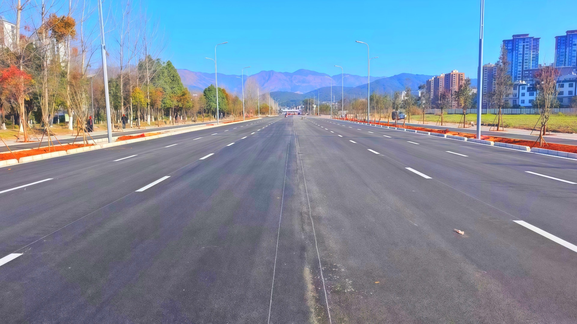 澄江市撫澄大道二期項目通車