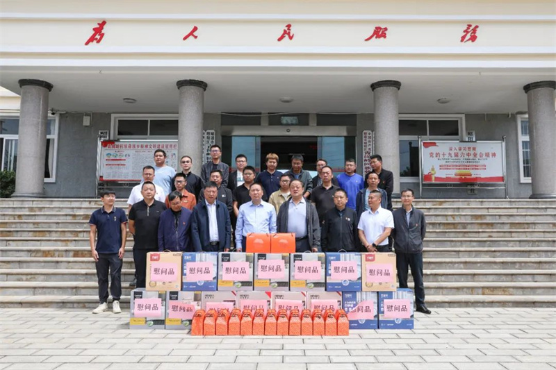 陳祖軍到昭陽區青崗嶺鄉、大關縣悅樂鎮看望慰問集團駐村工作隊員