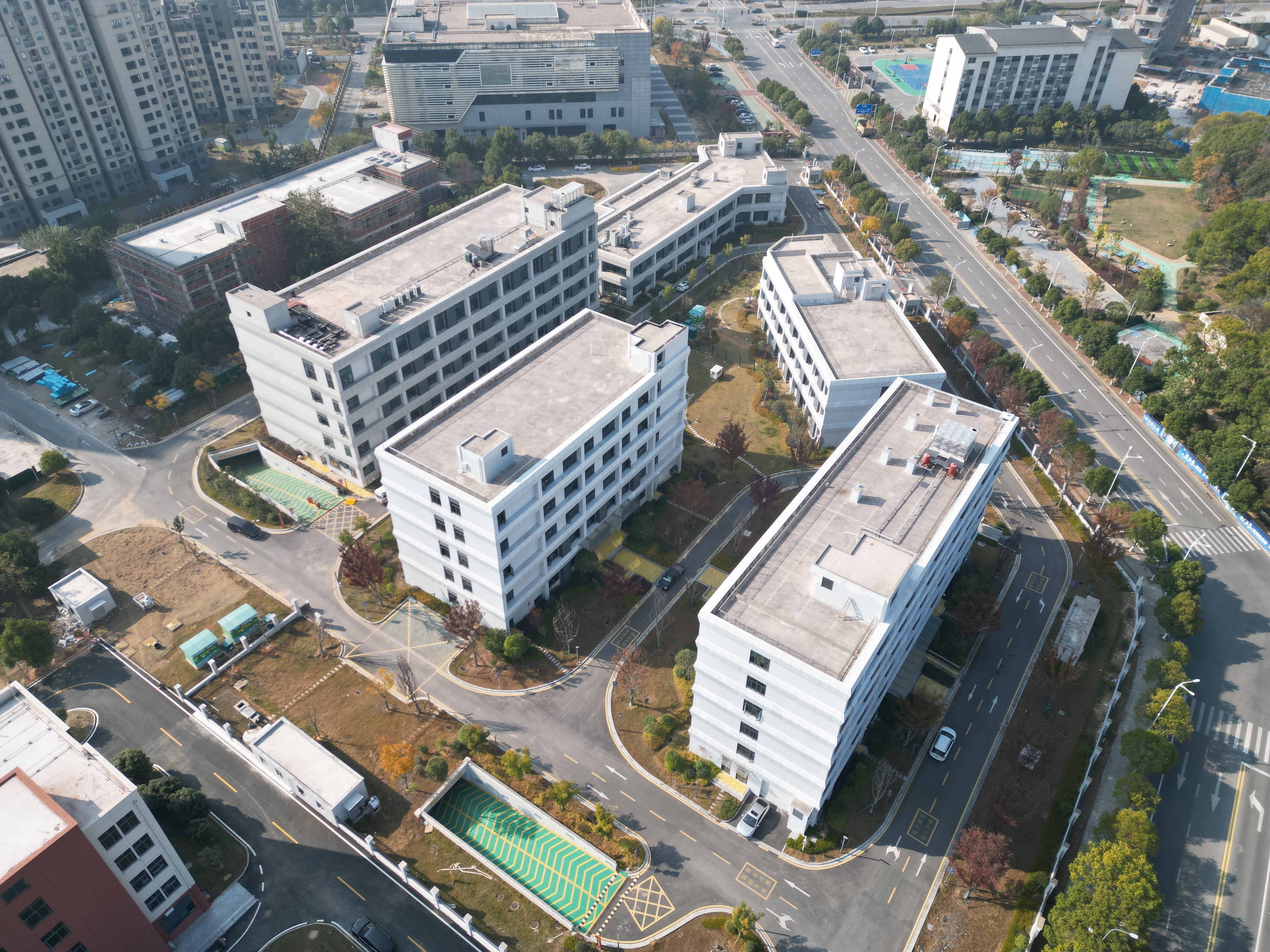 鷹潭市疾病預(yù)防控制中心、急救中心、傳染病醫(yī)院（擴(kuò)建）建設(shè)項(xiàng)目通過整體竣工驗(yàn)收