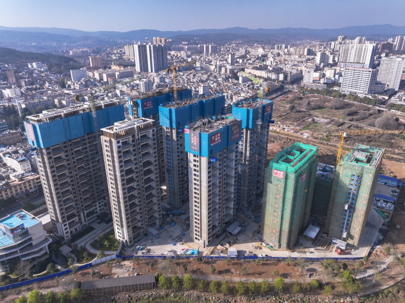 建投·西河瑞府項(xiàng)目全面封頂